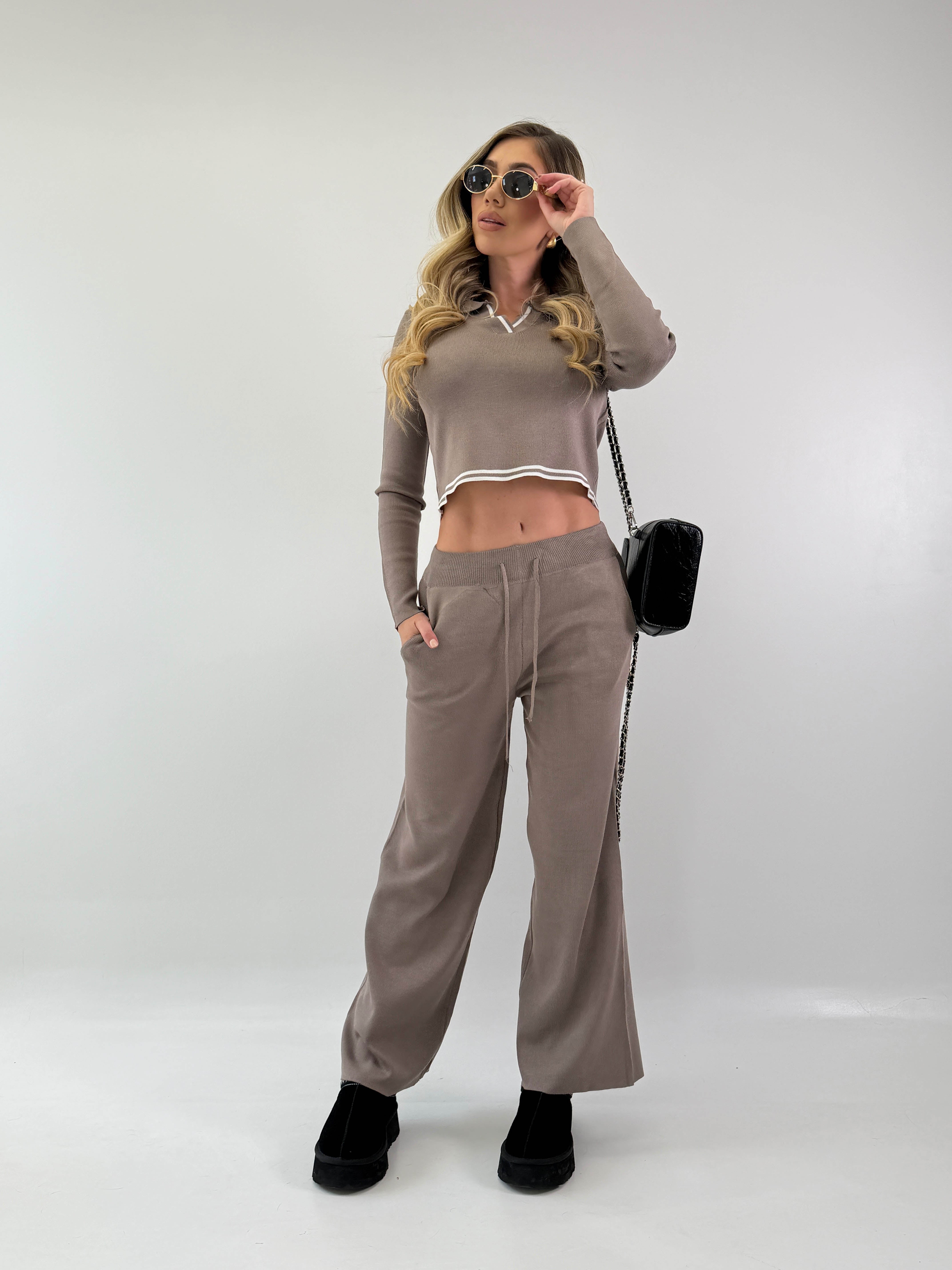 SET AMELIA