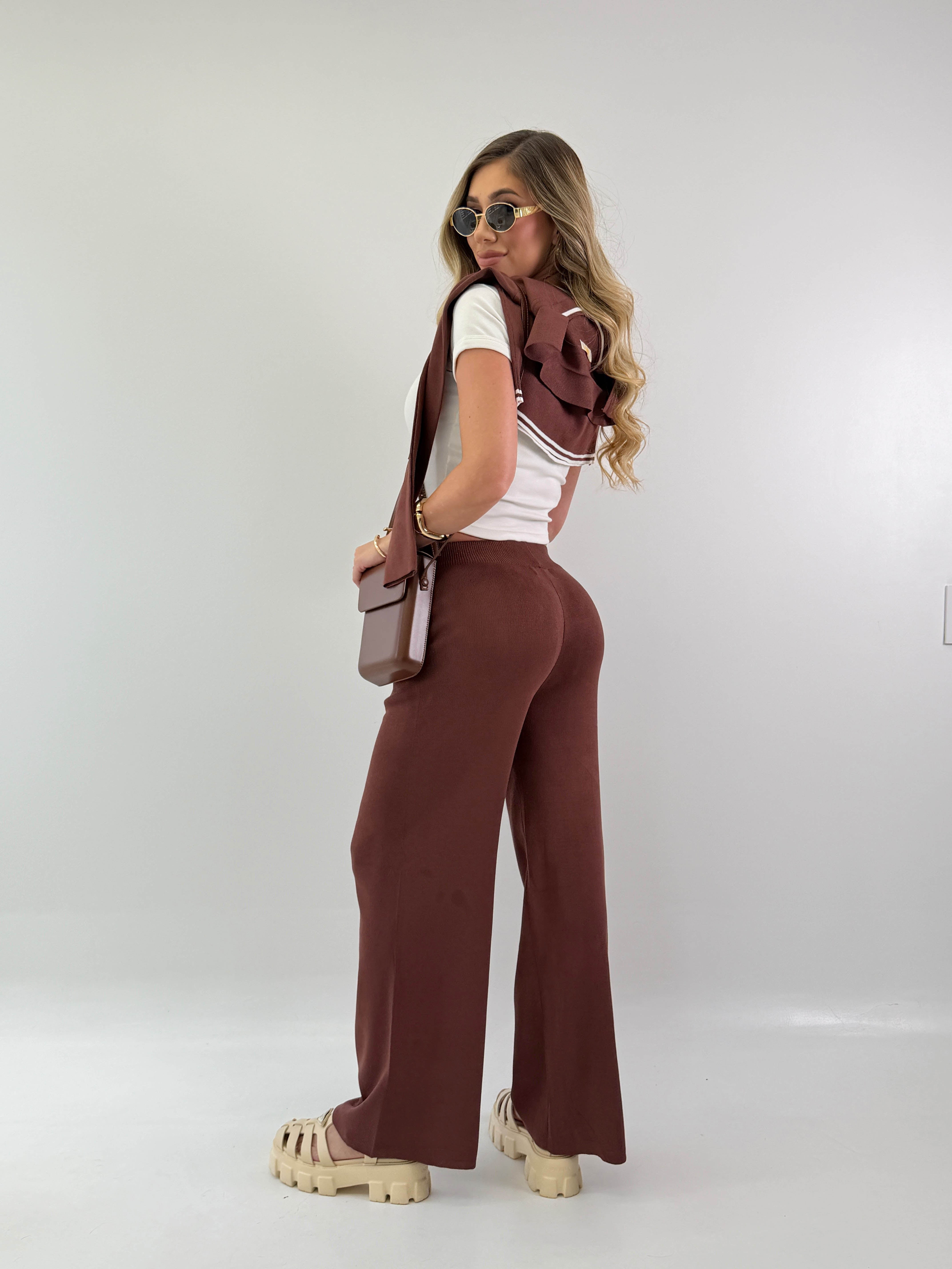 SET AMELIA